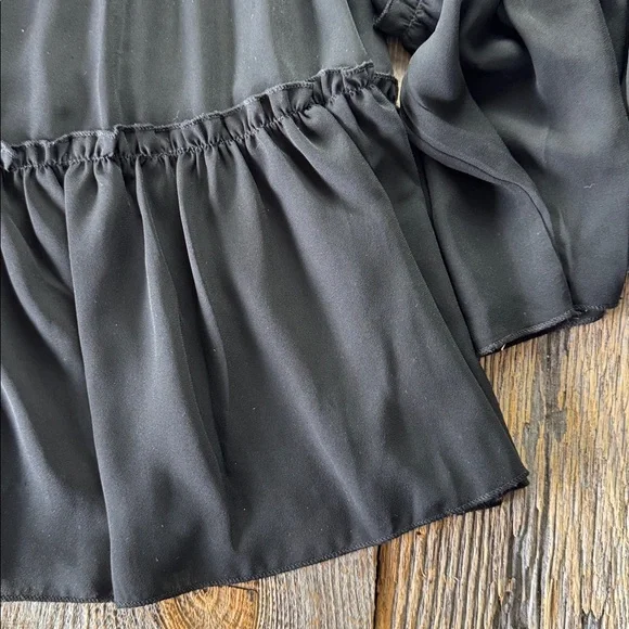 Patrizia Luca Milano Black Ruffled Blouse Size Medium - Picture 9 of 12